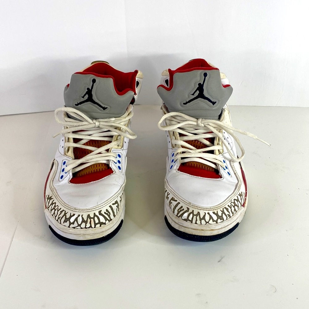 Air Jordans Olympic size 8.5